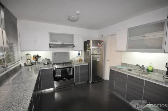 VENTA DE DEPARTAMENTO DUPLEX PENTHOUSE EN MIRAFLORES — foto 2