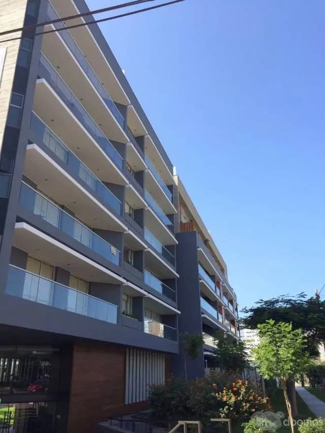 Departamento en Alquiler en San Isidro, Lima, Perú — foto 1