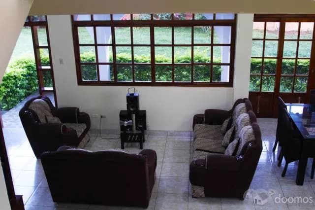 CASA AMPLIA Y HERMOSA EN TARAPOTO — foto 5