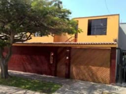 VENTA CASA EN LA CALERA DE LA MERCED - SURQUILLO ~ 3 PISOS