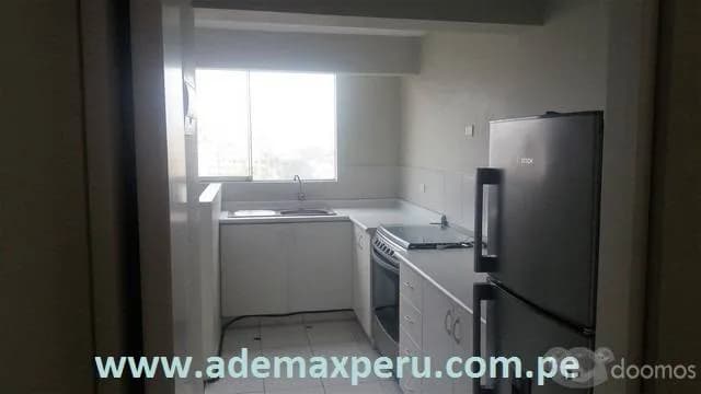 VENDO DEPARTAMENTO TRIPEX EN MIRAFLORES CERCA A PARQUES — foto 4