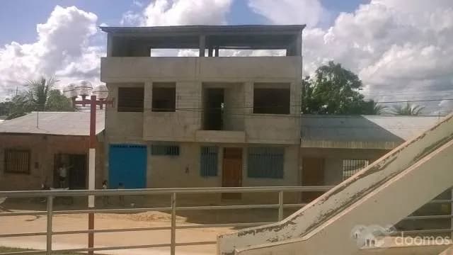 VENDO CASA-HOSPEDAJE EN YURIMAGUAS — foto 1