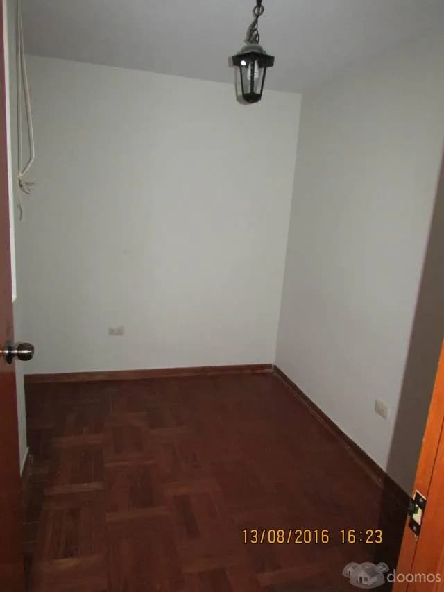 ALQUILO MINIDEPARTAMENTO FRENTE A PLAZA LIMA SUR — foto 6