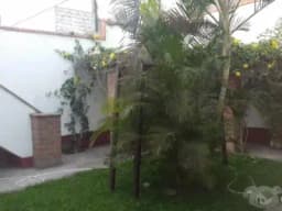 ALQUILO CASA OFICINA A PUERTA CERRADA SAN ISIDRO OPORTUNIDAD $3500 EXCELENTE UBICACION 250 m2