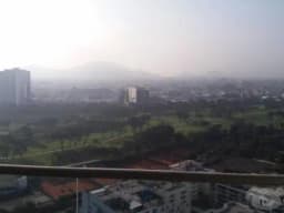EXCLUSIVO DEPARTAMENTO EN EL GOLF