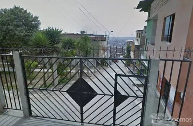 REMATO CASA DE 2 PISOS EN SAN JUAN DE MIRAFLORES — foto 1