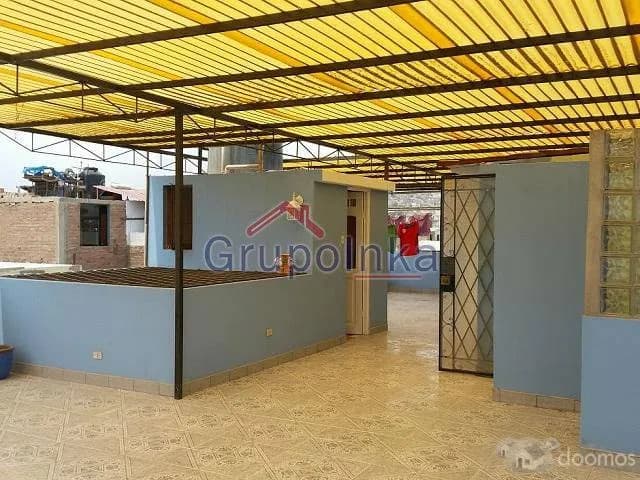 EXCELENTE CASA LISTA PARA HABITAR FRENTE A PARQUE — foto 2