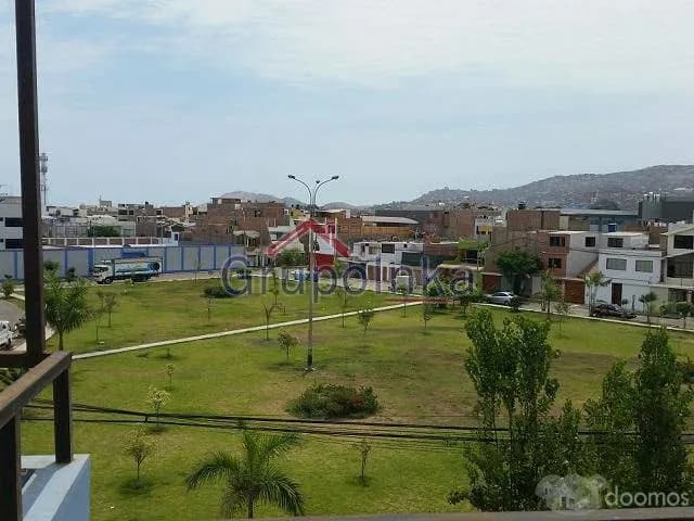 EXCELENTE CASA LISTA PARA HABITAR FRENTE A PARQUE — foto 5