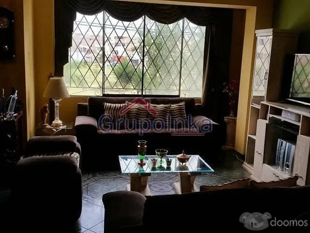 EXCELENTE CASA LISTA PARA HABITAR FRENTE A PARQUE — foto 13