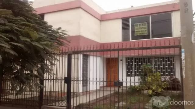 Se Remata Casa En San Borja A Precio De Terreno. — foto 1