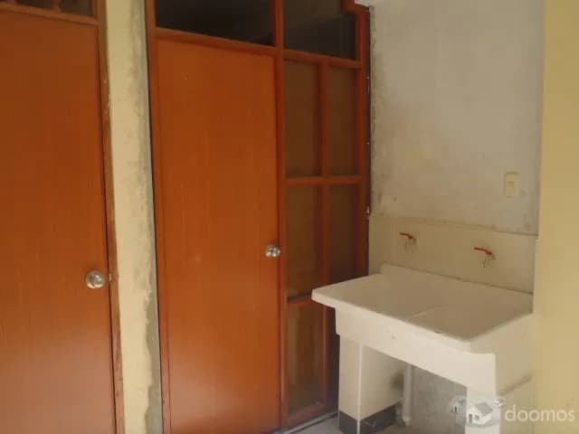 ALQUILER DE HABITACIONES EN NUEVO CHIMBOTE — foto 5