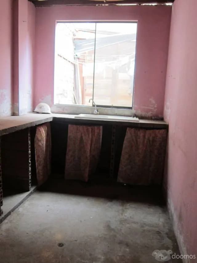Venta de Casa - con espacio para tienda - MI PERU - VENTANILLA — foto 4