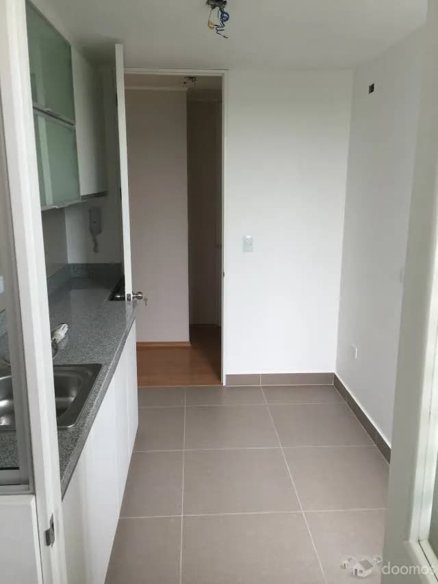 Alquilo departamento de estreno — foto 3