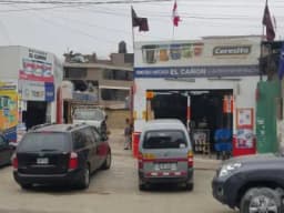 VENTA DE LOCAL COMERCIAL EN LA MOLINA
