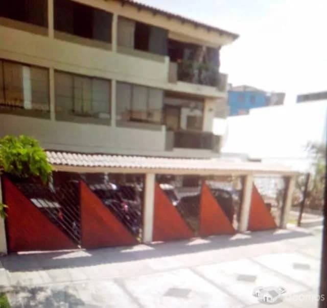 SE VENDE DEPARTAMENTO 2DO PISO SAN BORJA BUEN PRECIO — foto 1