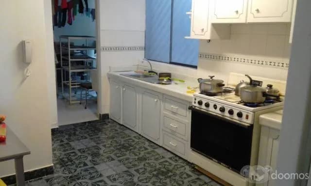 SE VENDE DEPARTAMENTO 2DO PISO SAN BORJA BUEN PRECIO — foto 2