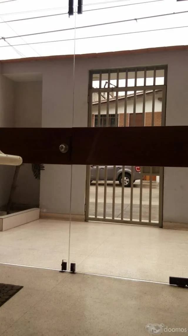 VENTA DUPLEX NUEVO A DOS CUADRAS DE AVIACION CON SAN BORJA NORTE — foto 2