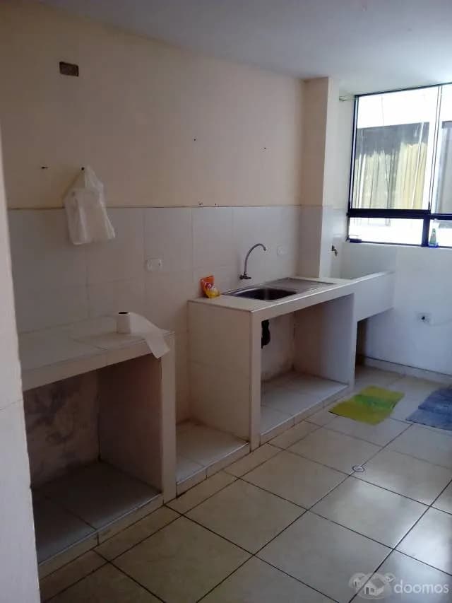Depa_75m_2baño_2cuartos_cocina_sala_San_Martin_Porres_650sol — foto 2