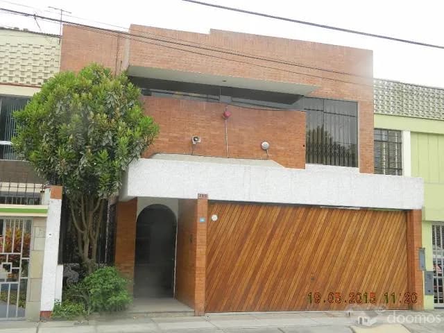 ALQUILO CASA 2 PISOS PUEBLO LIBRE — foto 2