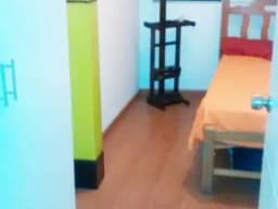 Alquilo Habitación para extrangero