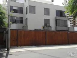 Lindo Departamento Remodelado en La Aurora