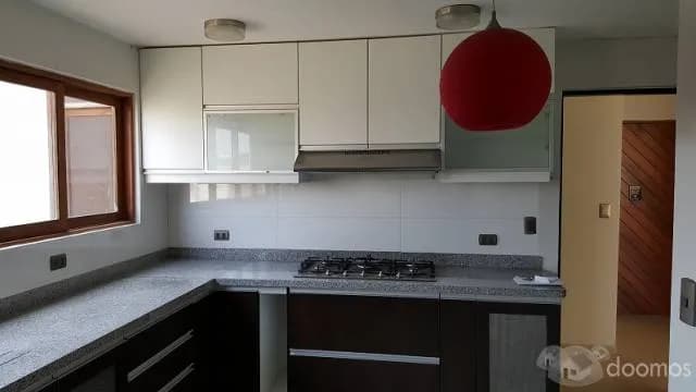 Lindo Departamento Remodelado en La Aurora — foto 4