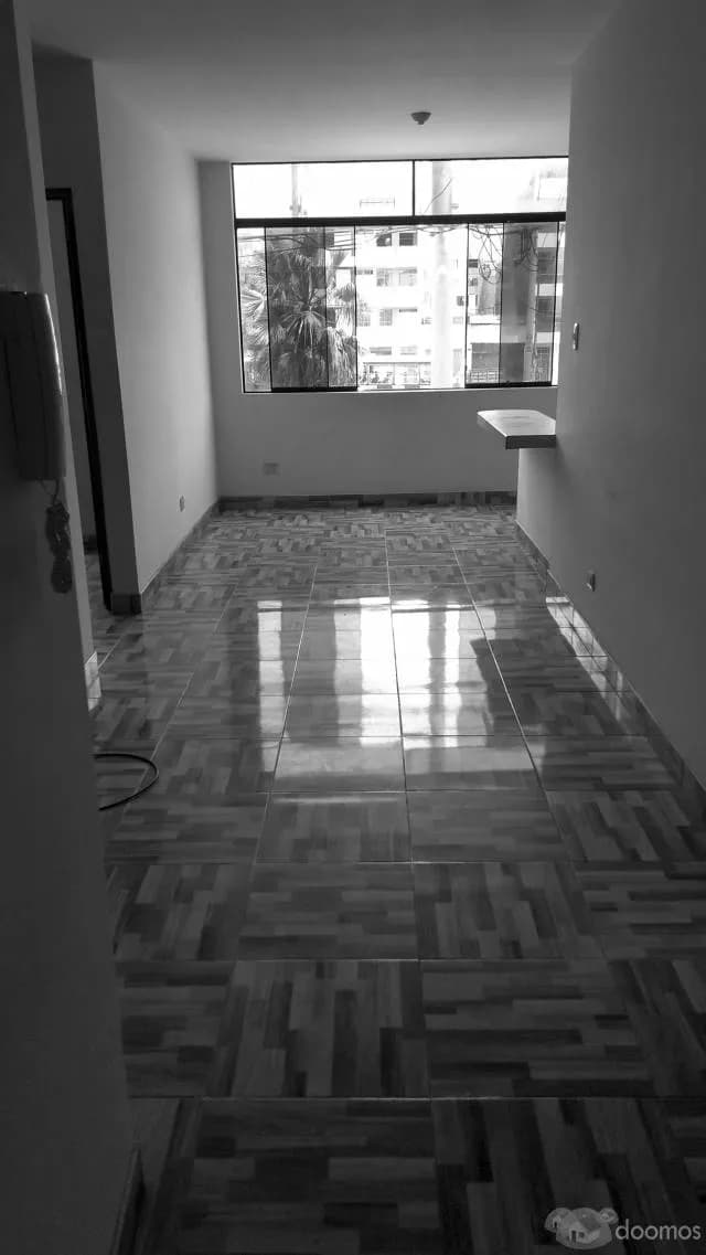 Departamento en Av. Universitaria — foto 3