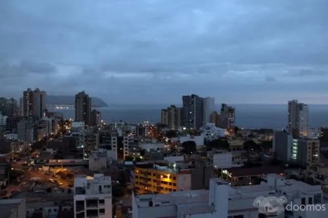 DEPARTAMENTO CON VISTA PANORAMICA EN MIRAFLORES — foto 1