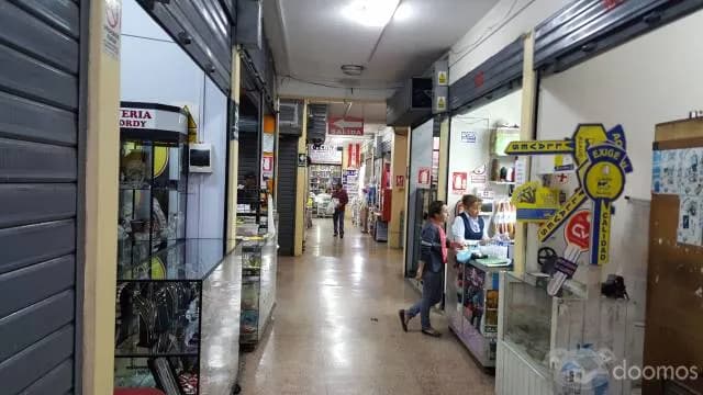 EDEN AV.BENAVIDES VENDO STAND — foto 2
