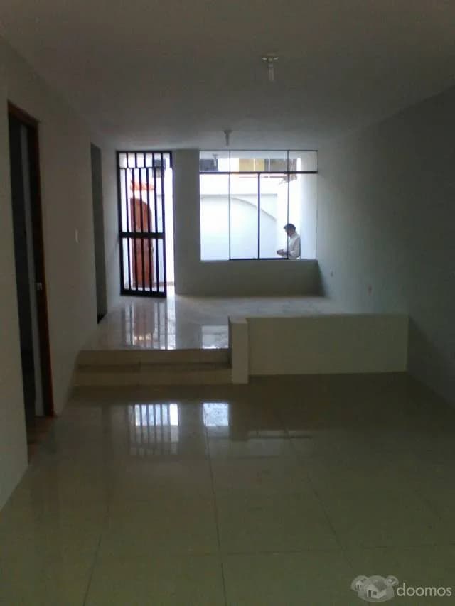 ALQUILO LINDA CASA EN SANTA PATRICIA — foto 4
