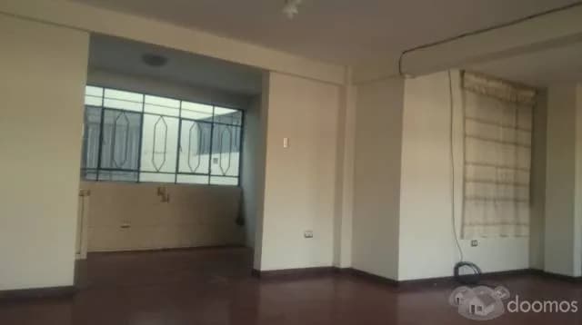 3 Dptos. AMPLIOS INDEP. + LOCAL, BUENA UBICACION, DISTRIBUCION — foto 6