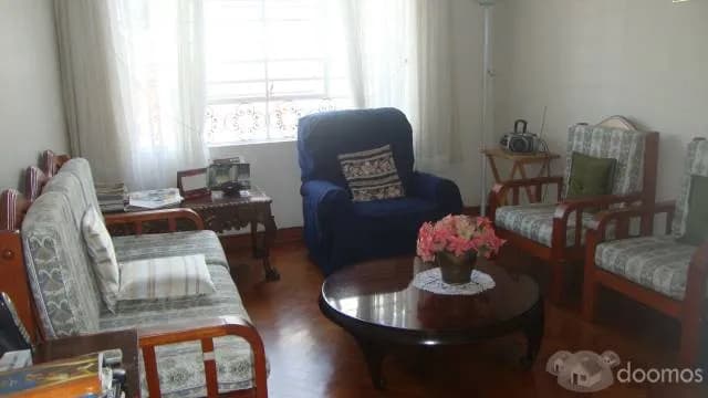 Venta de casa en primer piso en Av. Trinidad Morán, Lince — foto 5