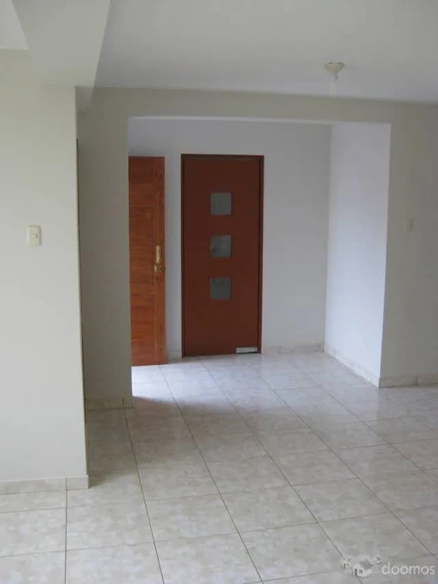 La Molina, 2do. Piso. 4 dorm. 130m2 Alt. Cdra 27 Av El Corregidor — foto 5