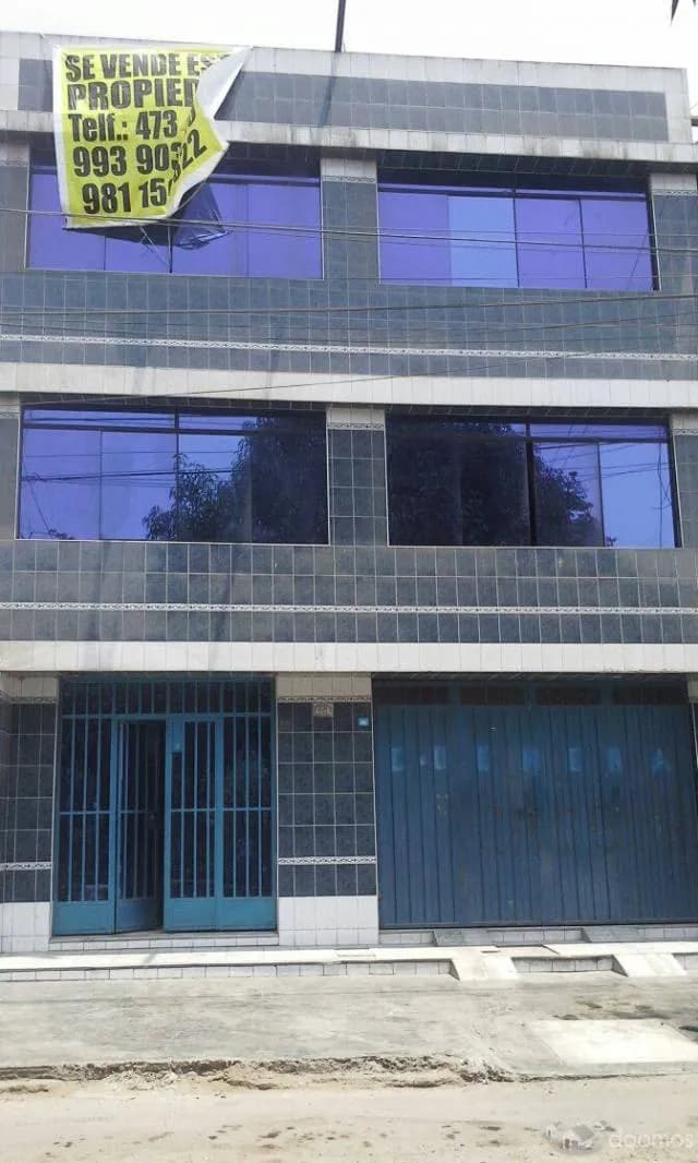SE VENDE CASA COMERCIAL DE 4 PISOS — foto 1