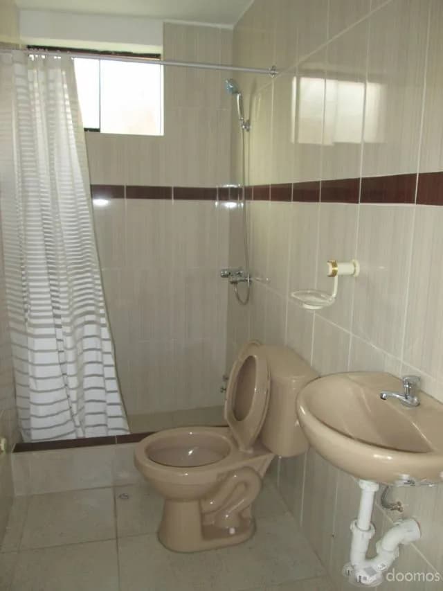 Alquilo Habitacion cerca Mall Aventura Plaza — foto 3