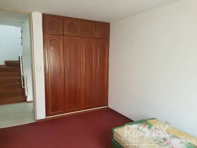 SE ALQUILA LINDO TRIPLEX AMOBLADO ! — foto 6