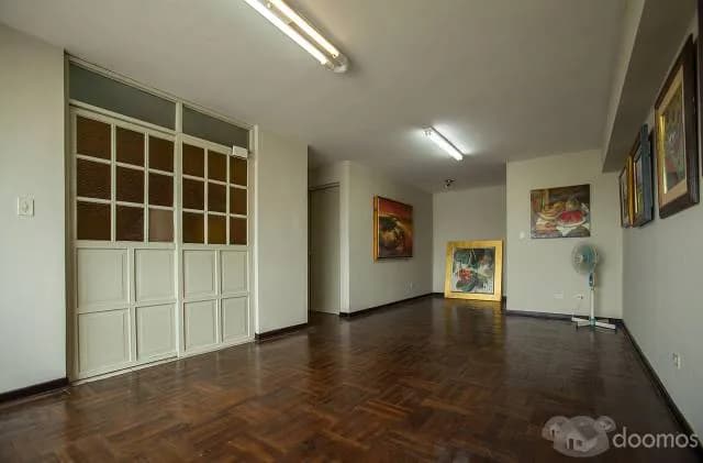 SE VENDE DEPARTAMENTO EN MIRAFLORES — foto 1