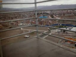SE ALQUILA DEPARTAMENTO EN ESTRENO A 8 MINUTOS DE LA PLAZA PRINCIPAL DE AREQUIPA CON VISTA A LA CIUDAD SOLO PARA SEÑORITAS