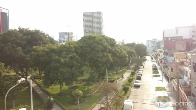 Alquiler moderno departamento frente a parque — foto 5