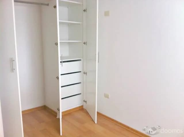 Alquiler moderno departamento frente a parque — foto 8