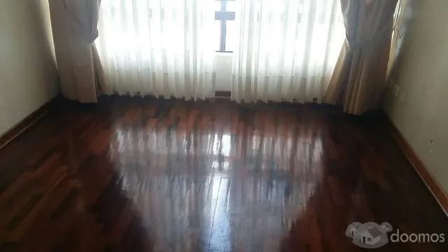 Se Alquila Departamento en Buena Zona y Centrico — foto 4