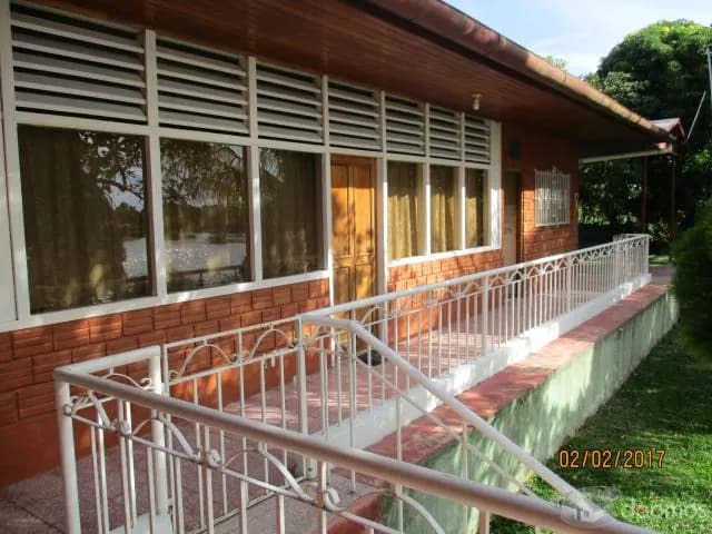 HERMOSA RESIDENCIA CON VISTA A LAGO , AMOBLADA  , AMPLIA — foto 3