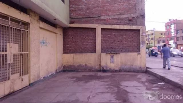 ALQUILO EN EXCELENTE UBICACION AV SANTA ROSA SJL — foto 4