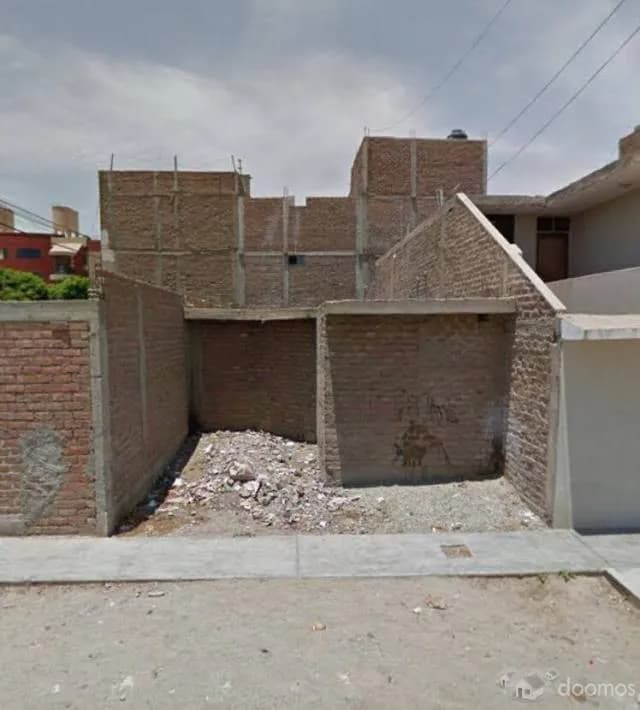 Propiedad en venta Urb San Isidro Trujillo Perú — foto 3