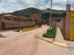 VENDO TERRENO TOTALMENTE PLANO EN ZONA URBANA DE SAN JERÓNIMO CUSCO
