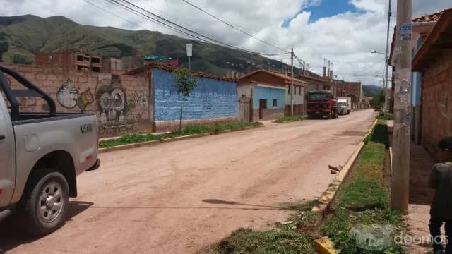 VENDO TERRENO TOTALMENTE PLANO EN ZONA URBANA DE SAN JERÓNIMO CUSCO — foto 2