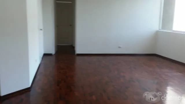 Alquilo departamento en Miraflores — foto 8