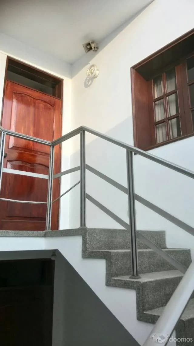 CASA EN ALQUILER, SURCO — foto 1