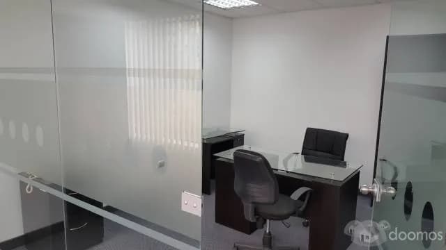 Alquiler de Oficina en San Isidro — foto 1