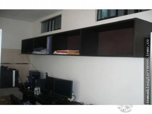 VENTA DE OFICINA EQUIPADA EN LIMA CENTRO / terrenosenventa.pe — foto 3